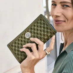 Brighton Ferrara La Bellezza Slim Folio Wallet New